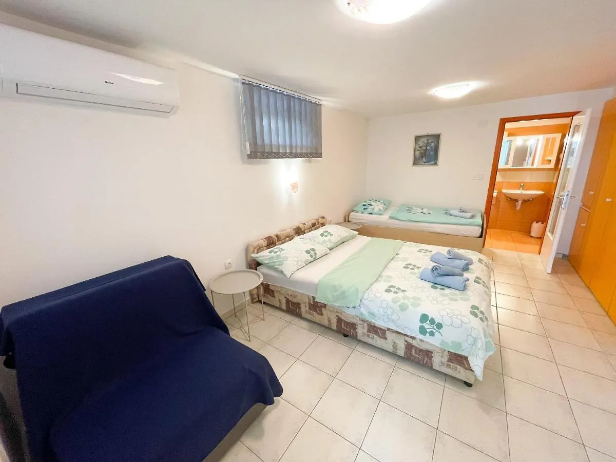 Apartmani Talia 크리크베니카 아파트