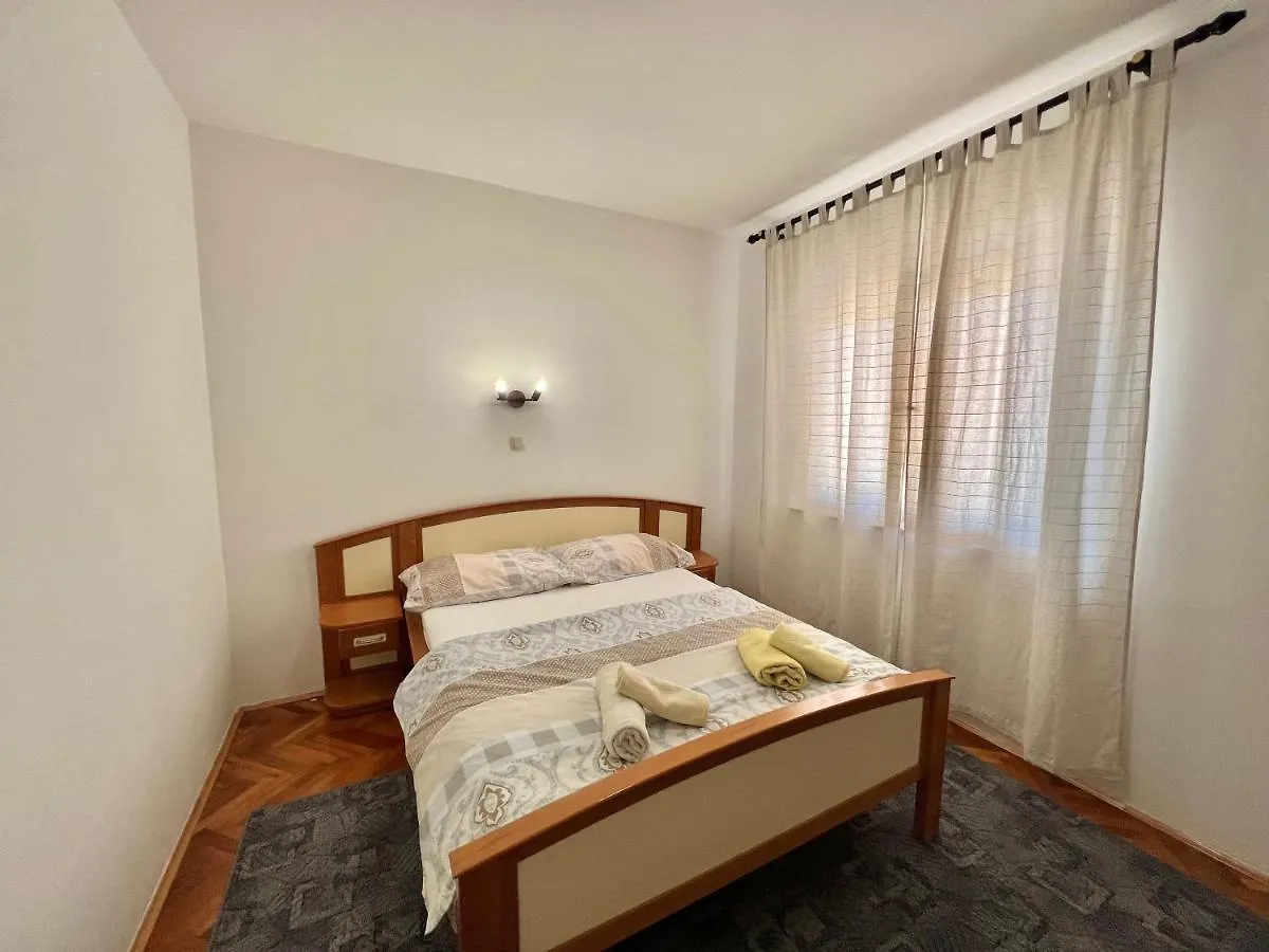 Apartmani Talia 크리크베니카
